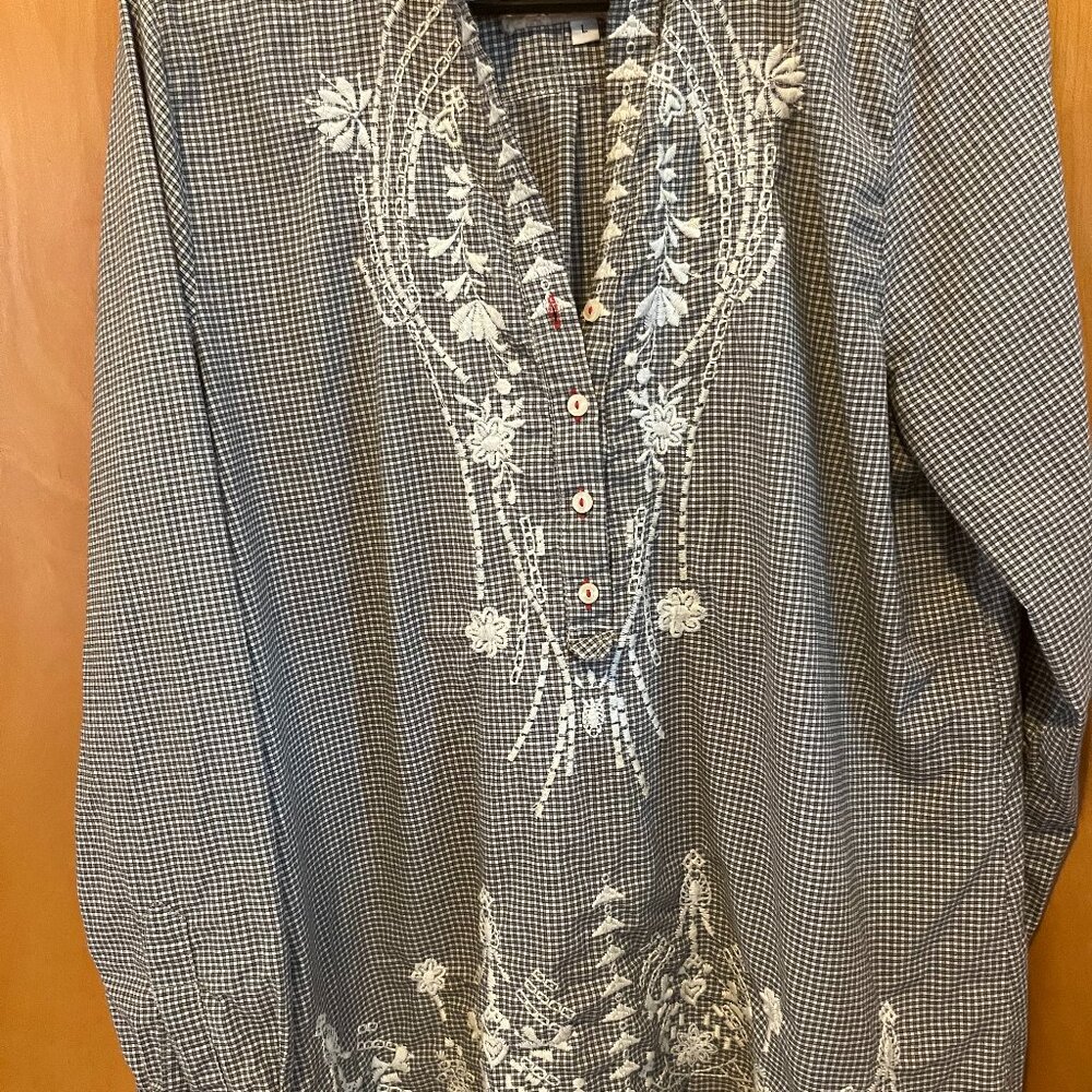 JOHNNY WAS LARGE ---embroidered long sleeve cotton brown and white checkered top